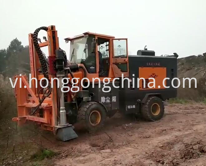 Hole Drilling with Dedusting System Machine